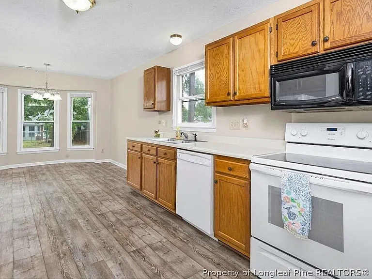 7132 Kearny Ave — Photo 11
