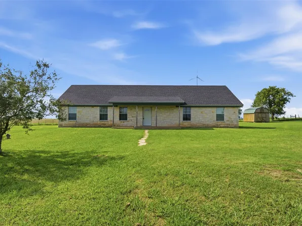 1727 Lcr 124, Mount Calm, TX 76673