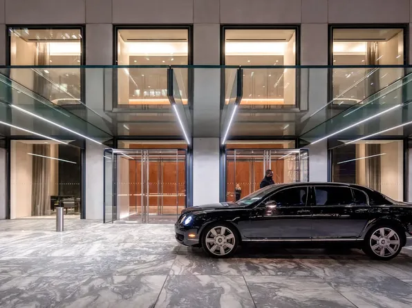 432 Park Avenue image 18 of 20