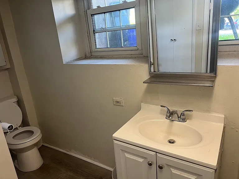 250 Browning Ln #1A — Photo 4