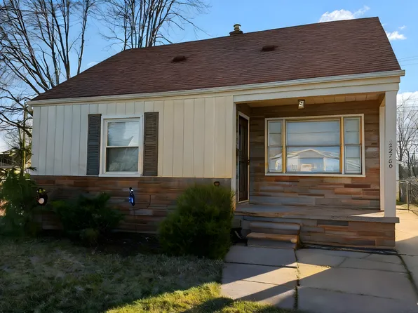 22760 Tuscany Ave, Eastpointe, MI 48021