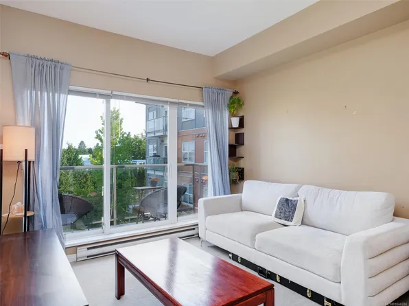 1550 Church Ave #310, Saanich, BC V8P 2H1