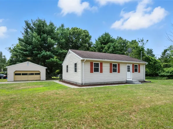 17 Seybolt Avenue, Otisville, NY 10963