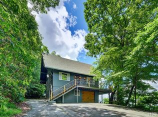 546 Stinger Ridge Rd, Glenville, NC 28736