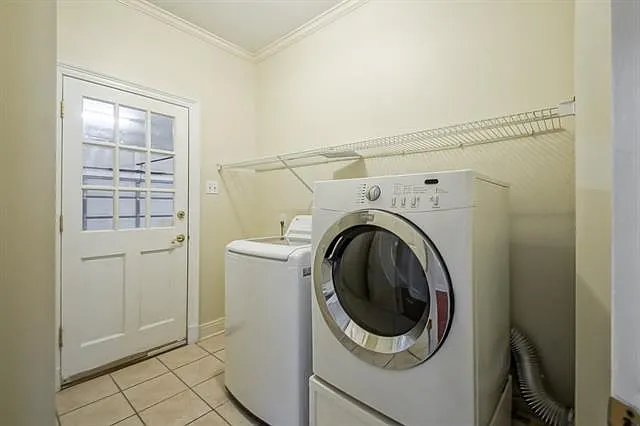 3070 Pine Pl — Photo 14