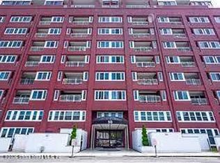 80 Bay St, Staten Island, NY 10301