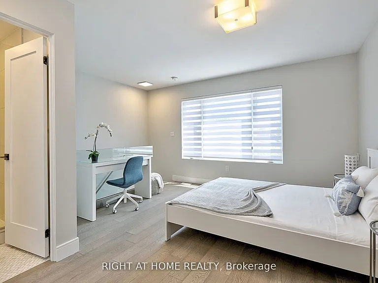 131 Brock Ave #4 — Photo 9