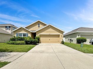 8204 Bilston Village Ln, Gibsonton, FL 33534