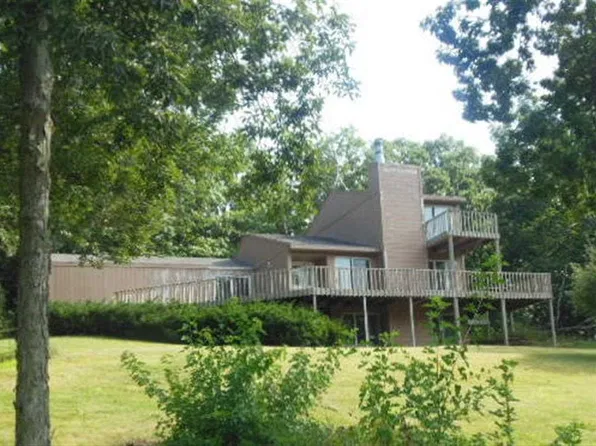 6570 N Oak Ridge Rd, Evansville, WI 53536