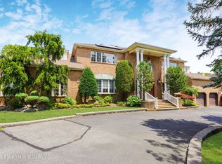 41 Bennett Pl, Staten Island, NY 10312