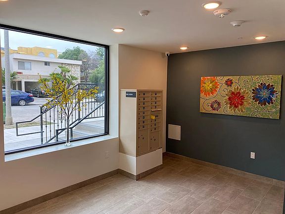 2nd image of 11168 Morrison St #403