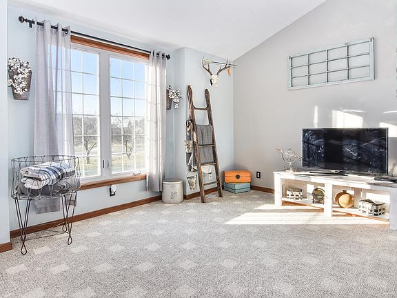5th image of 6353 Orchard Trl