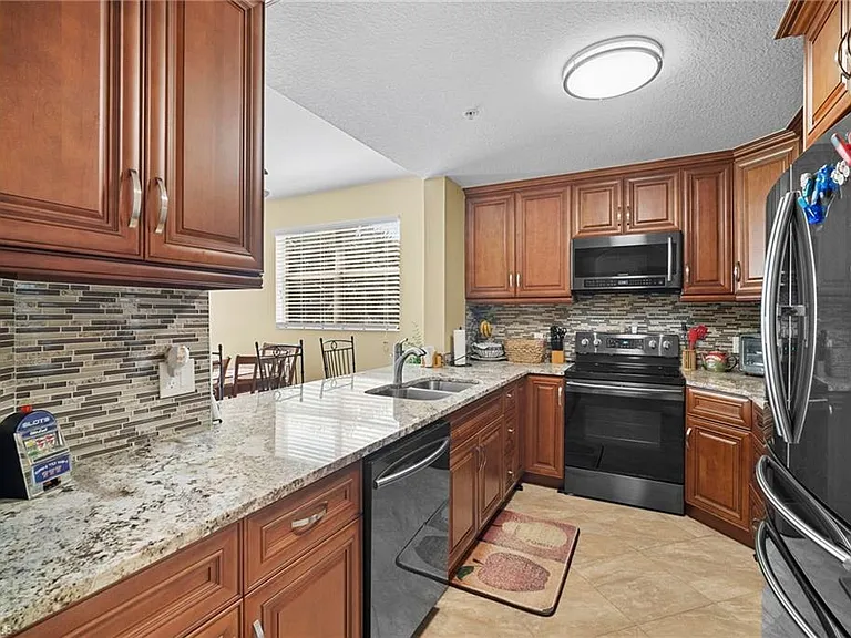 6816 Sterling Greens Pl #1306 — Photo 4