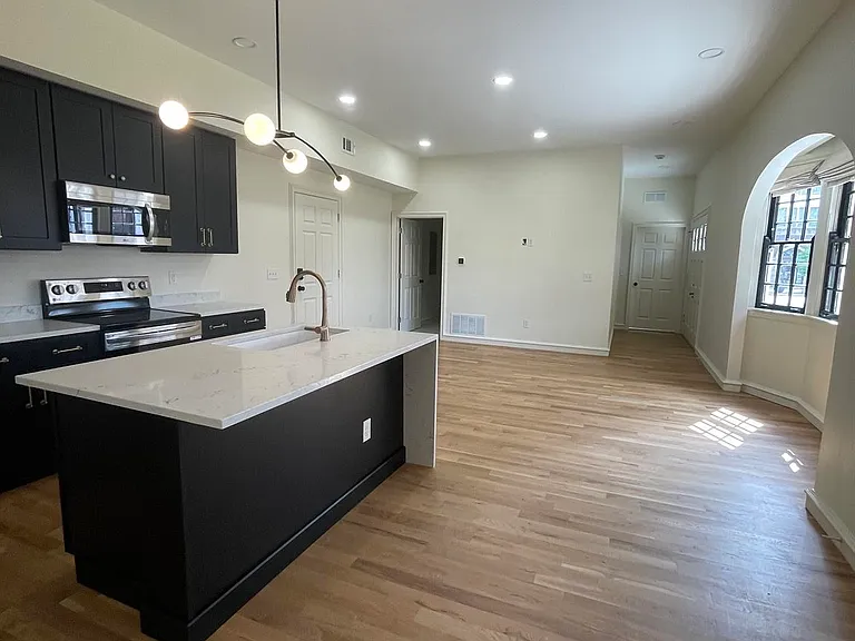 1005 Madison Ave — Photo 32
