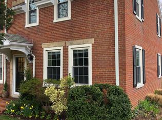 3183 S Stafford St, Arlington, VA 22206