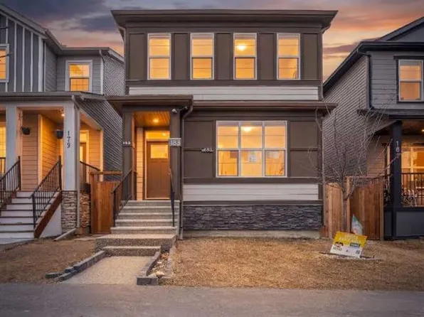 183 E Cornerbrook Gate NE, Calgary, AB T3N 1L5