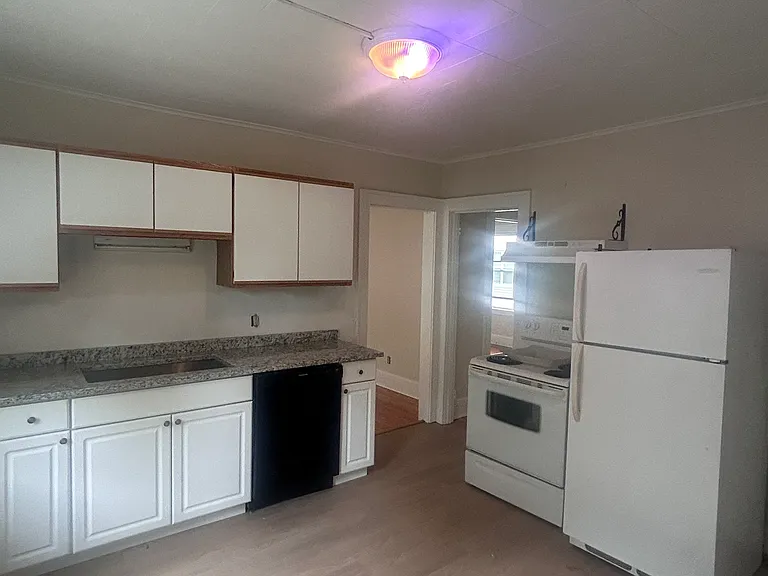 32 Bretton Rd #1 — Photo 6