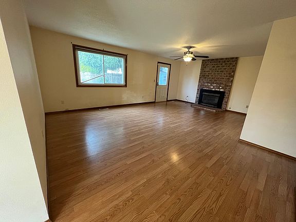 5th image of 5273 NE Harrow St