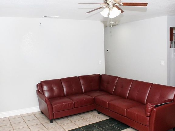 4th image of 5020 34th St