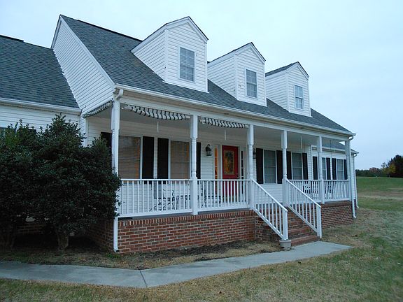 2nd image of 130 Woodger Cir