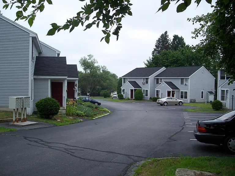 Oak Terrace Townhomes — Photo 44