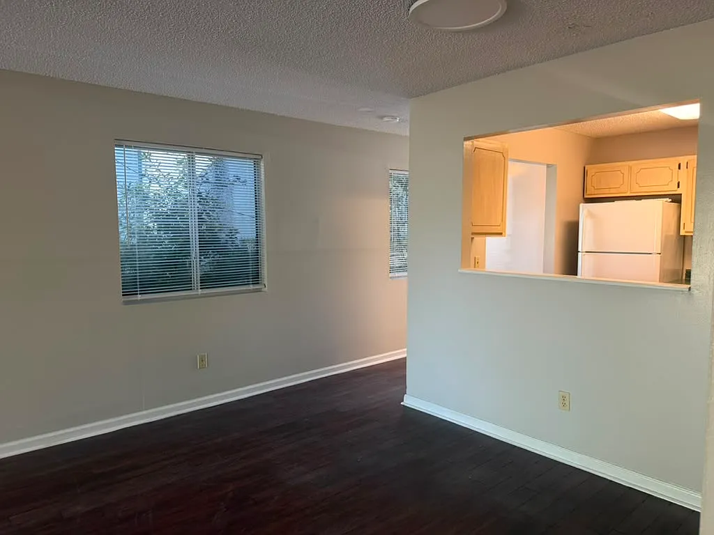 910 Brett Drive Unit 25 - 1 — Photo 3
