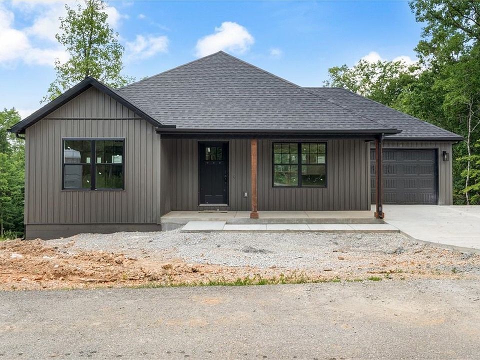 1st image of 72 Ayr Dr
