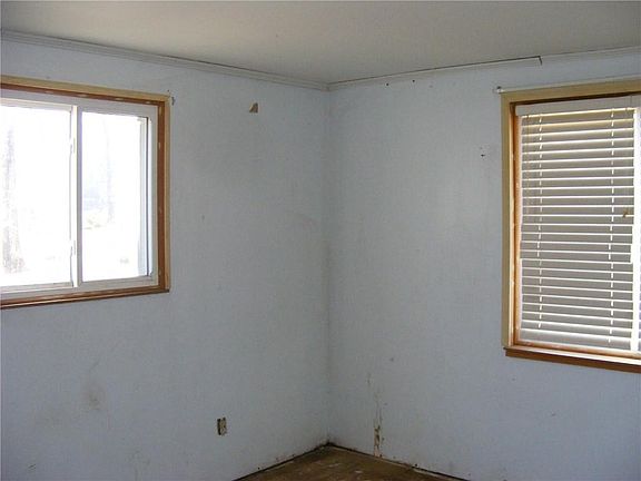 5th image of 12620 Roger Dr