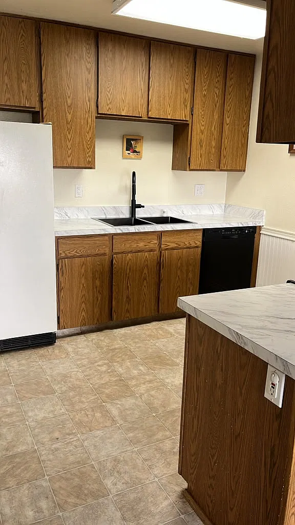 2 bed, 1100 sqft, $3,000 — Photo 4