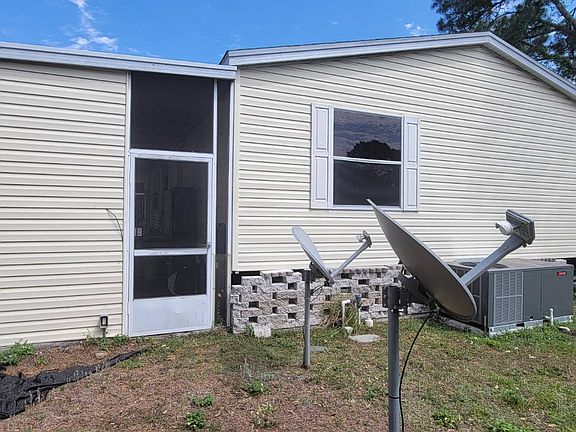 3rd image of 7501-142D Avenue 588