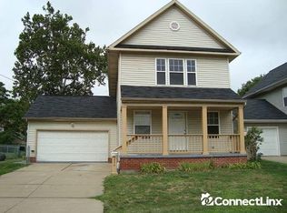 2226 E 69th St, Cleveland, OH