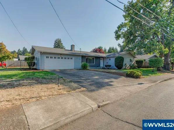 714 SW Robin Hood Dr, Dallas, OR 97338