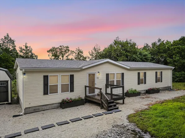 4776 S 172nd Road, Bolivar, MO 65613
