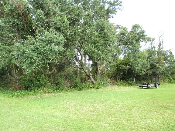 2nd image of 533 Bayview Dr Lot 19