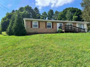 403 Adair St, Terra Alta, WV 26764