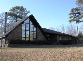 144 Laverne Cir, Milledgeville, GA 31061