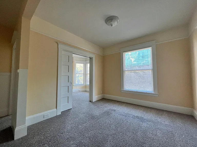 1601 Sacramento St #6 — Photo 5