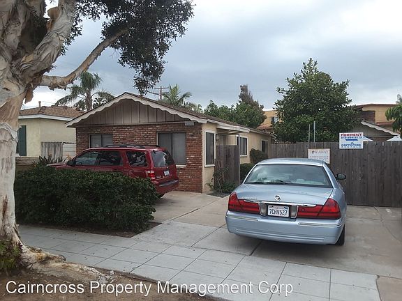 3rd image of 871 Emerald St