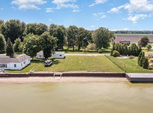 643 S Linwood Beach Rd, Linwood, MI 48634