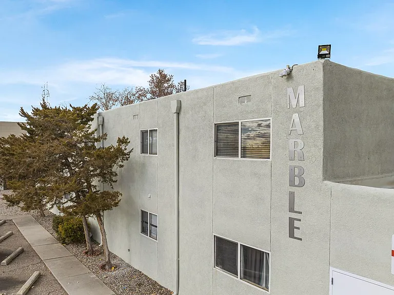 8101 Marble Ave NE — Photo 1