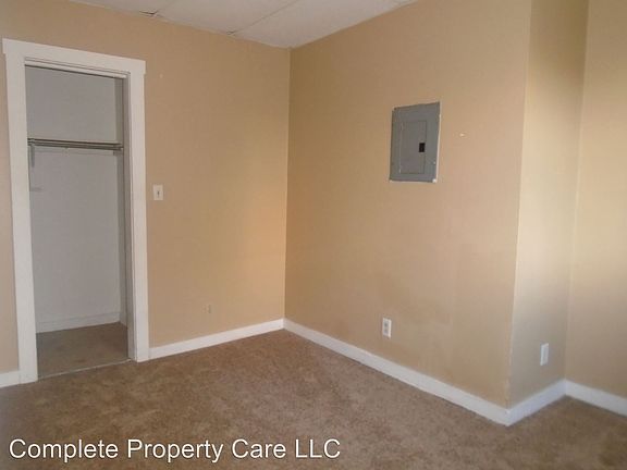 2nd image of 911 W Charles St APT 4