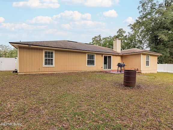 4th image of 11699 CHERRY BARK Drive E