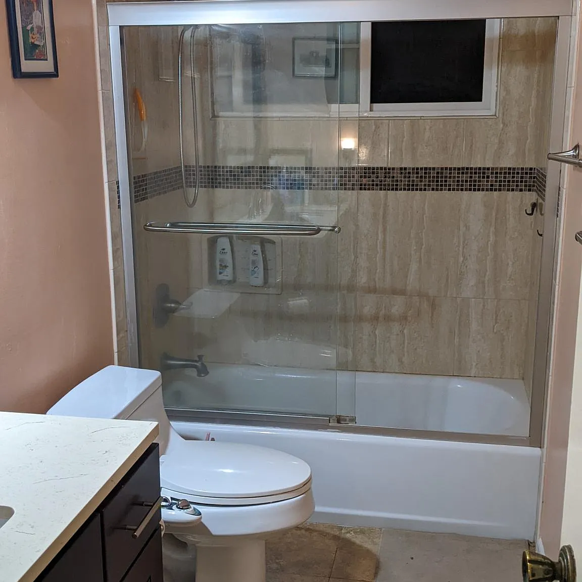 2 bed, $1,100 — Photo 4