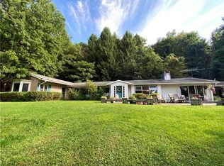 122 Ladybug Ln, Ligonier, PA 15658