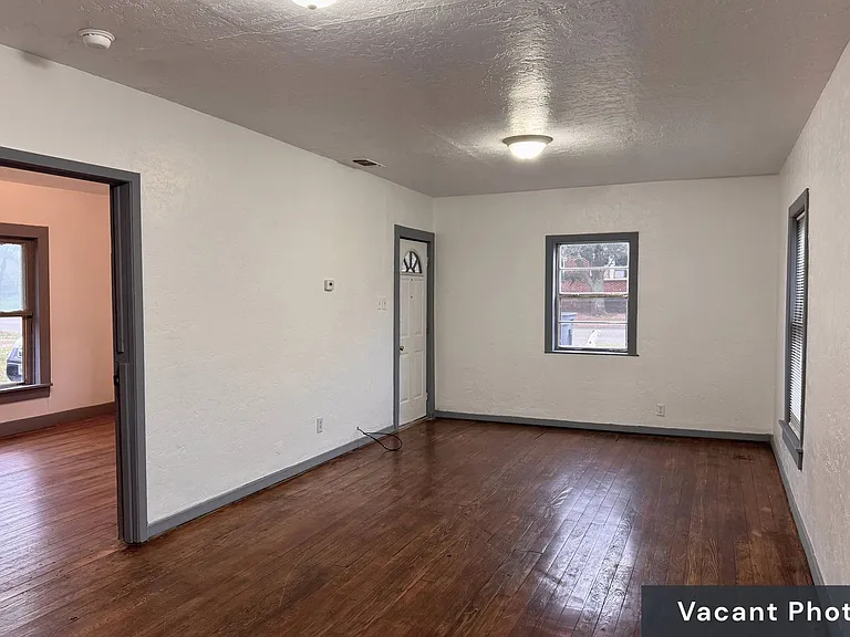1714 7th St — Photo 6