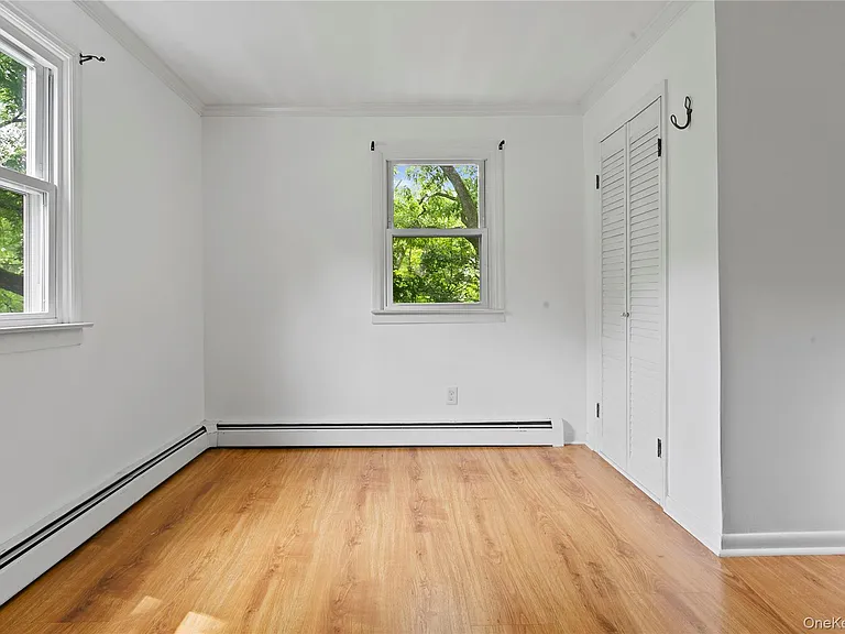 392 Main St — Photo 18