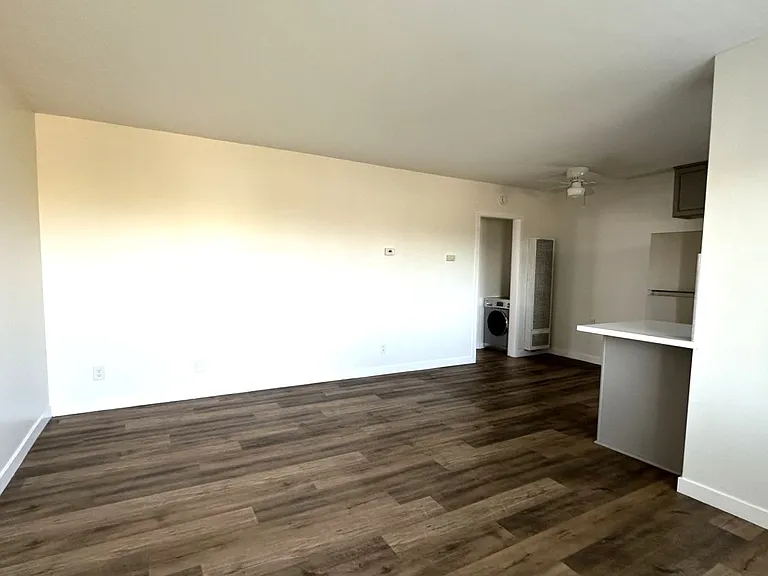 4460 Mississippi St #8 — Photo 12
