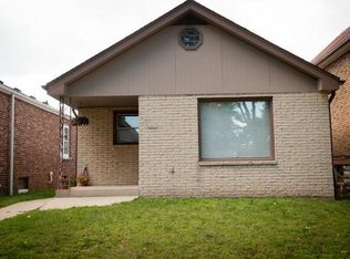 2805 S 8th St, Milwaukee, WI 53215