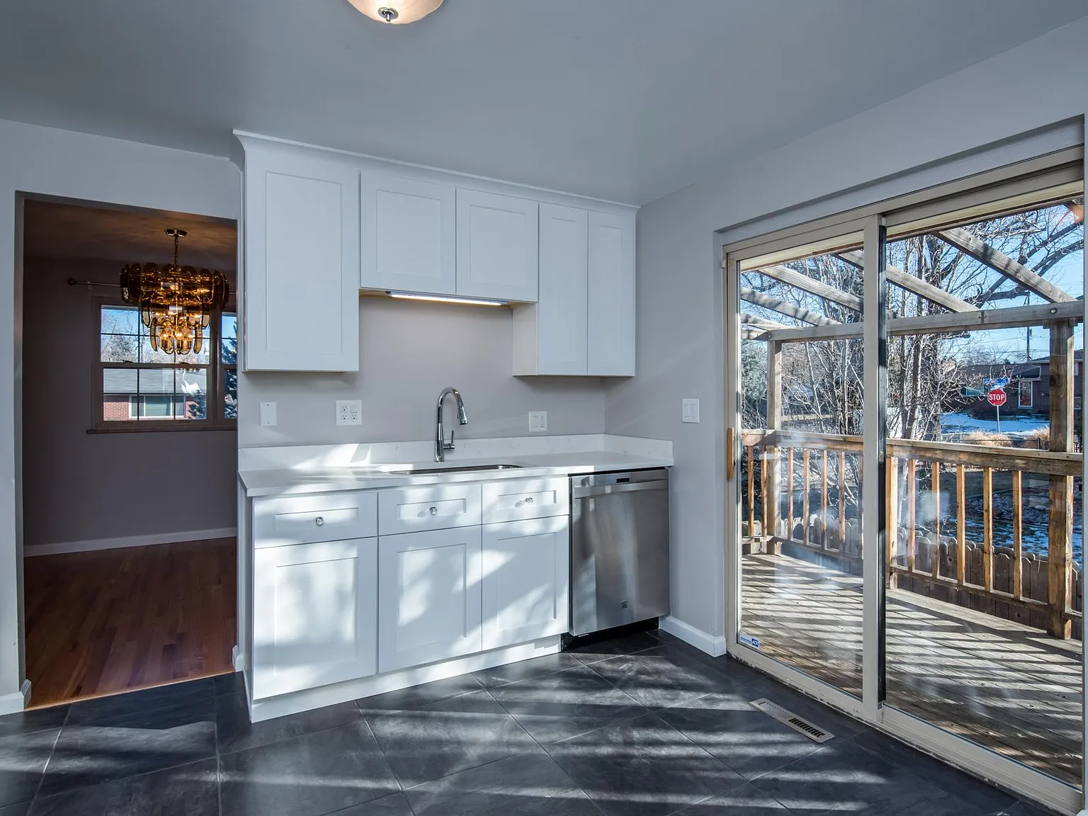 4 bed, 2650 sqft, $3,750 — Photo 3