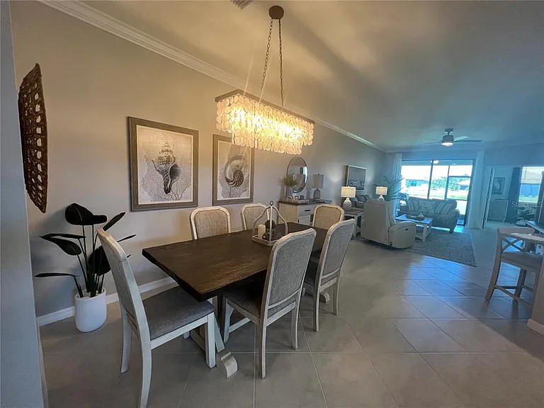 2040 Mackerel St — Photo 7
